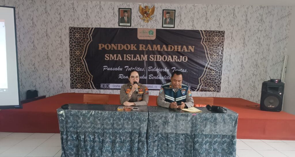  Sat Binmas Polresta Sidoarjo, Pondok Ramadhan, SMA Al Islam Sidoarjo