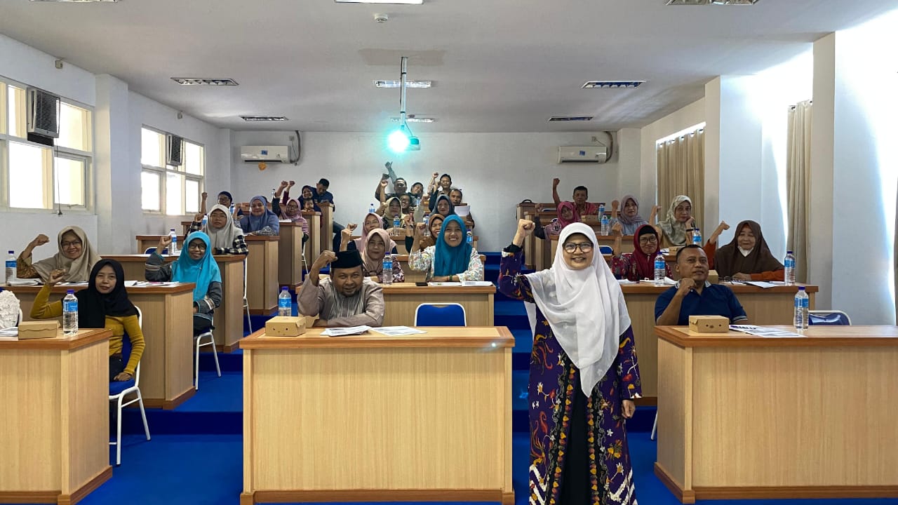 PSEB UMSIDA Pelaksana Program UMKM Naik Kelas Menuju Sidoarjo Berdaya Kerjasama BAZNAS Dan DRPM UMSIDA