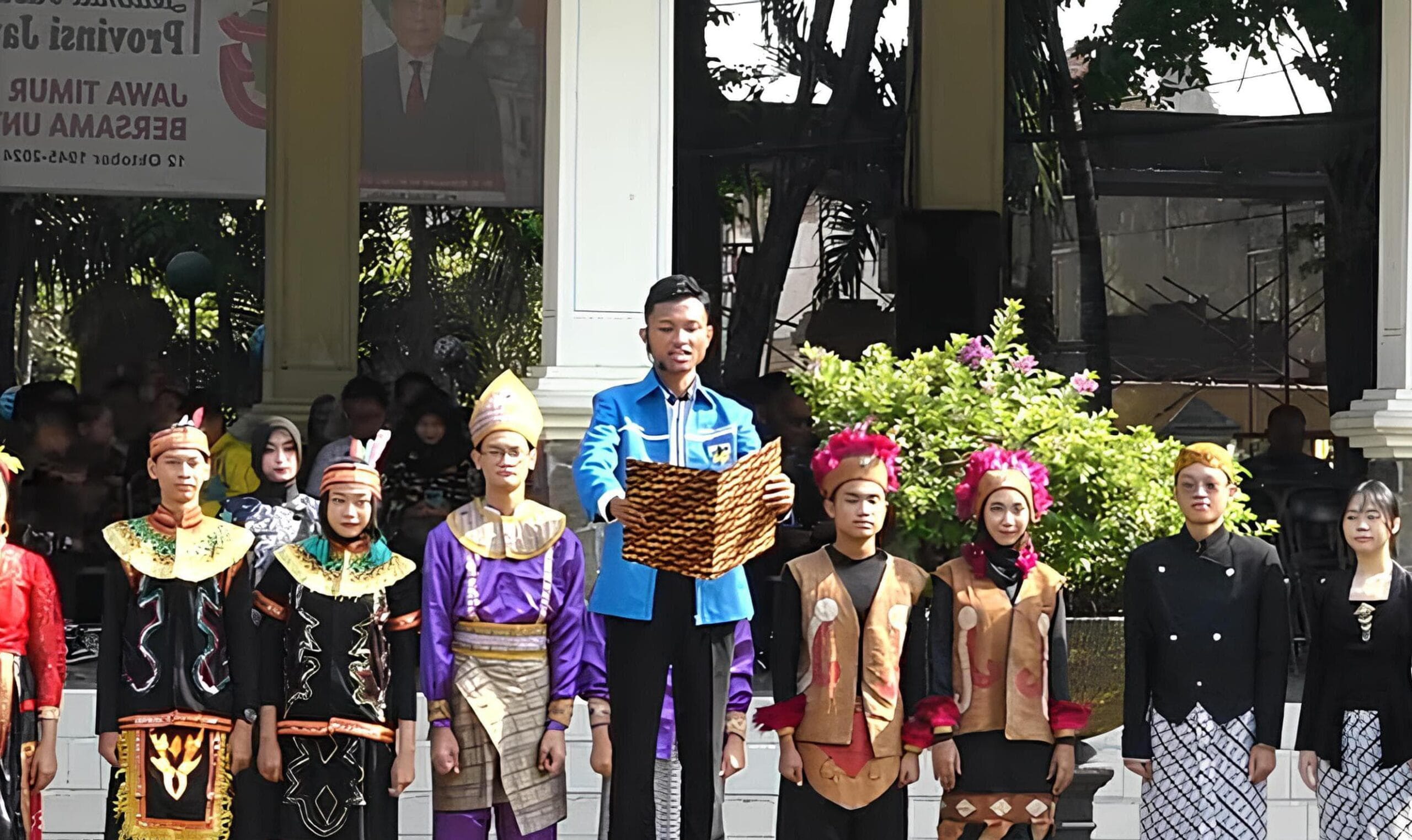 Peringatan Sumpah Pemuda Pjs. Bupati Sidoarjo Sebagai Inspektur Upacara Dan KNPI Sebagai Pemimpin Upacara