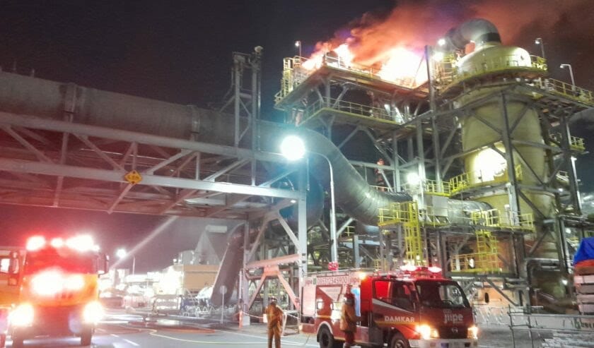 Smelter Asam Sulfat PT Freeport Indonesia Di Gresik Terbakar