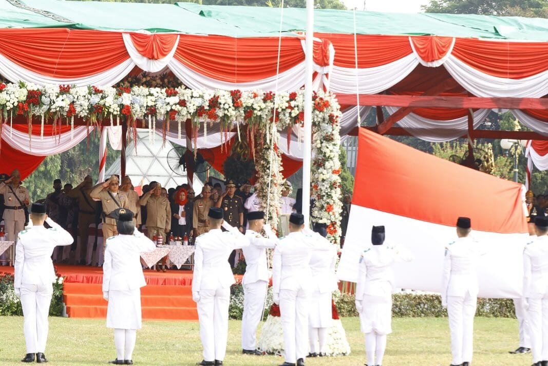 Peringatan Hari Pahlawan 10 November Provinsi Jawa Timur Di Monumen Tugu Pahlawan Nasional Surabaya 