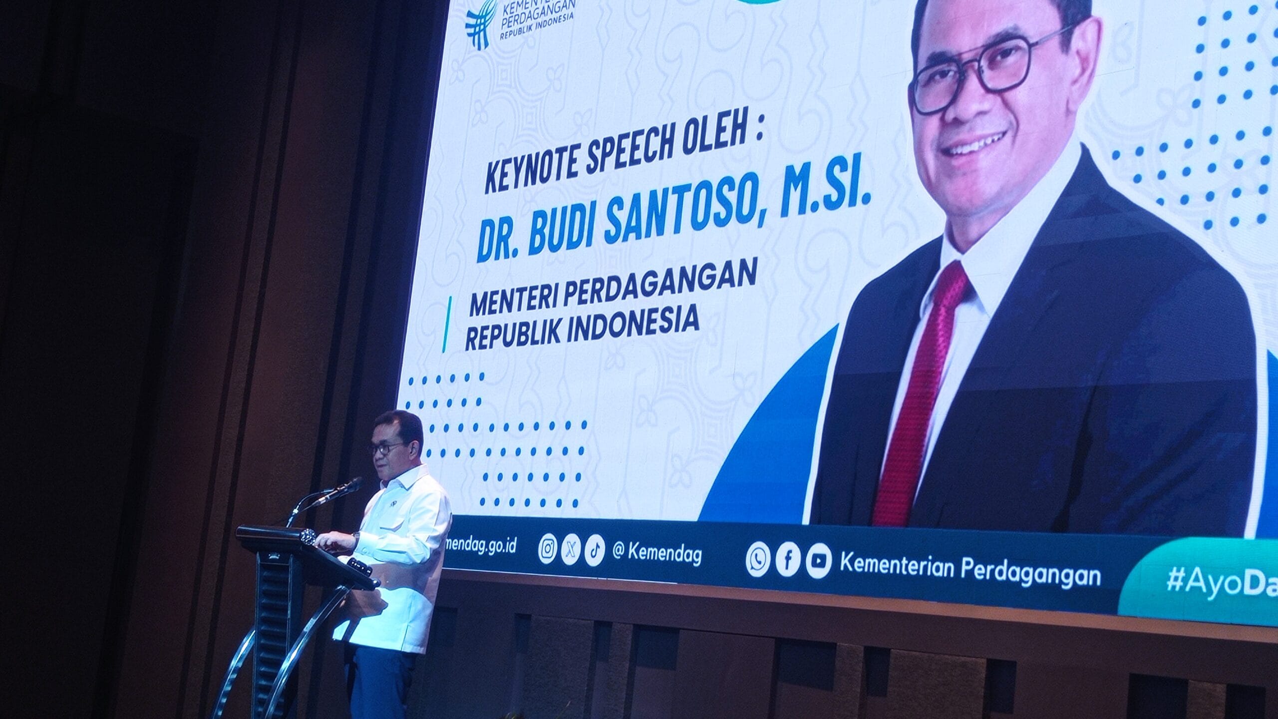 Menteri Perdagangan Budi Santoso Buka Pekan Pengembangan Ekspor Di Surabaya