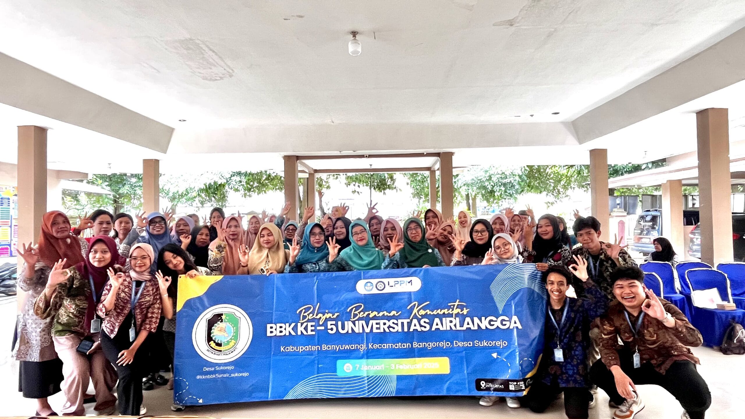 Tingkatkan Kesadaran Lingkungan Mahasiswa KKN UNAIR Sukseskan Program Banyuwangi Hijau Melalui Sosialisasi Pemilahan Sampah