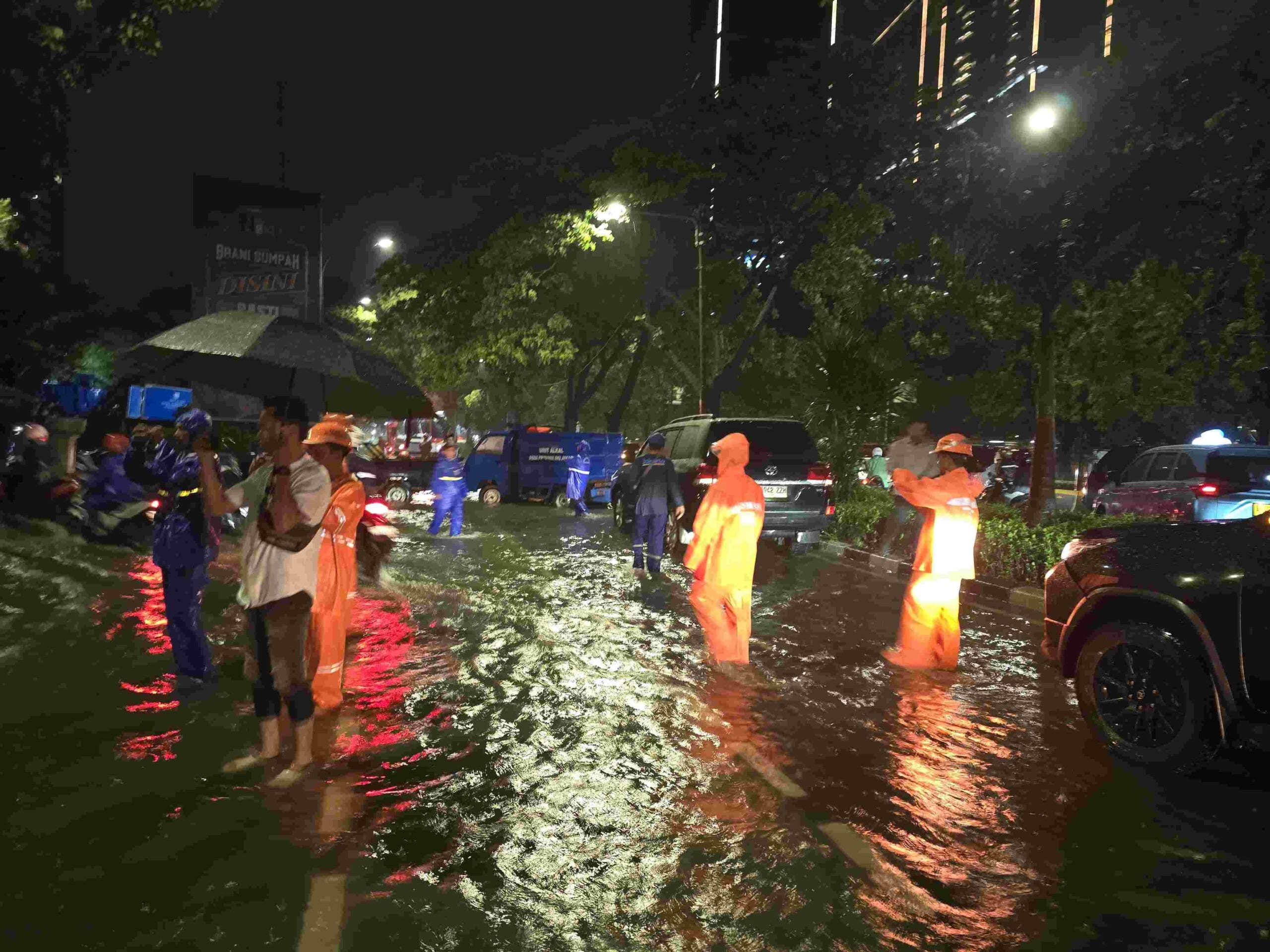 Genangan Air Mengepung Jakarta