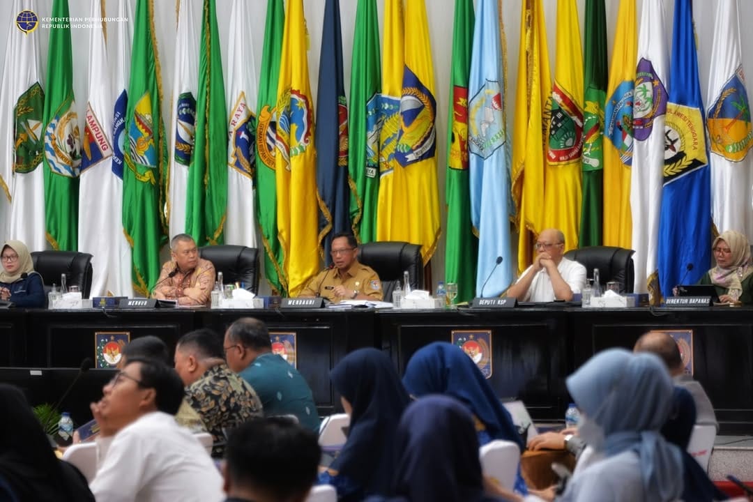 Mendagri Memberikan Arahan Antisipasi Arus Mudik Lebaran 2025