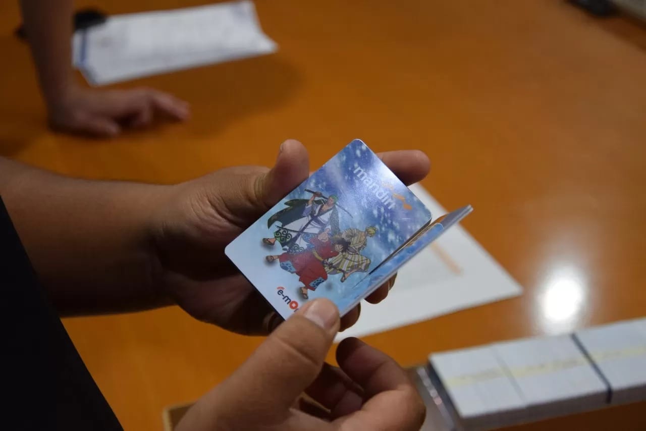 PT INTI (Persero) Ekspansif Tingkatkan Kapasitas Produksi Cetak 1,3 Juta Kartu Prepaid Bank Mandiri