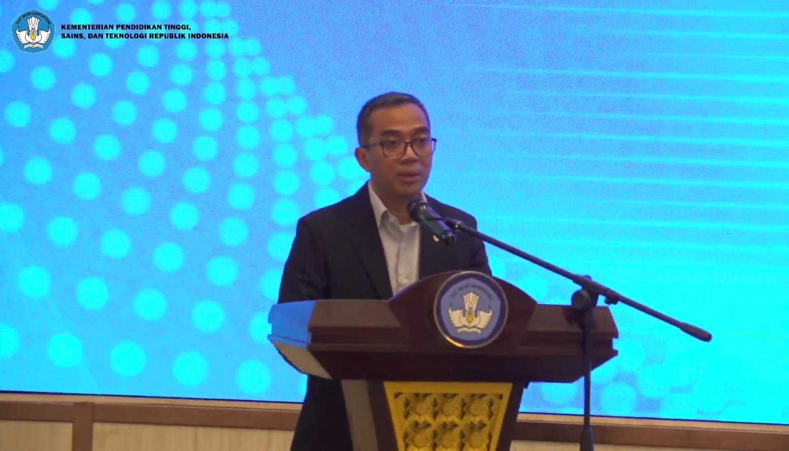 Membanggakan 16 Bidang Ilmu Di UNAIR Tembus Top 500 QS WUR by Subject