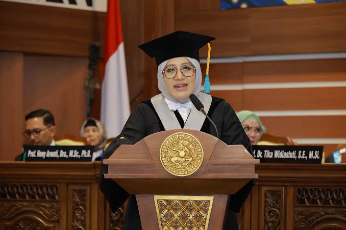 Gubes FEB UNAIR Beberkan Strategi Kelola Keuangan Agar Tetap Stabil Jelang Idul Fitri