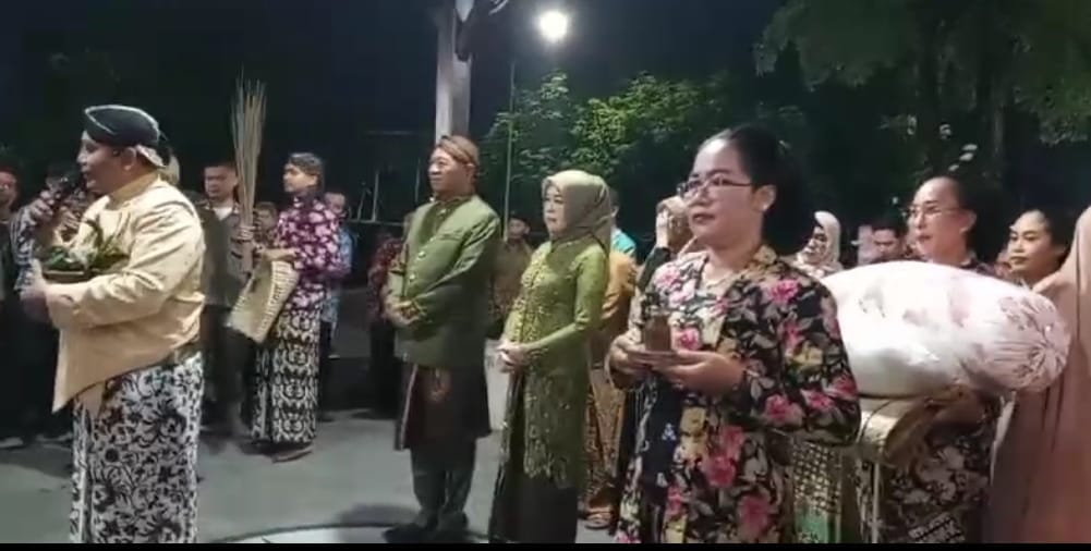 Bupati Tulungagung Boyongan Ndalem Keprabon