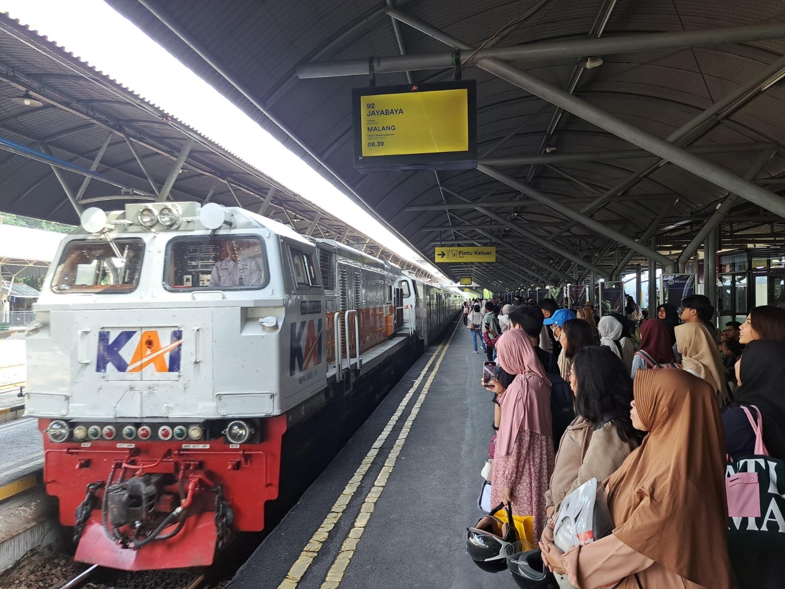 KAI Melakukan Berbagai Upaya Untuk Mewujudkan Sarana Angkutan Lebaran 2025 Yang Selamat, Handal, Dan Nyaman