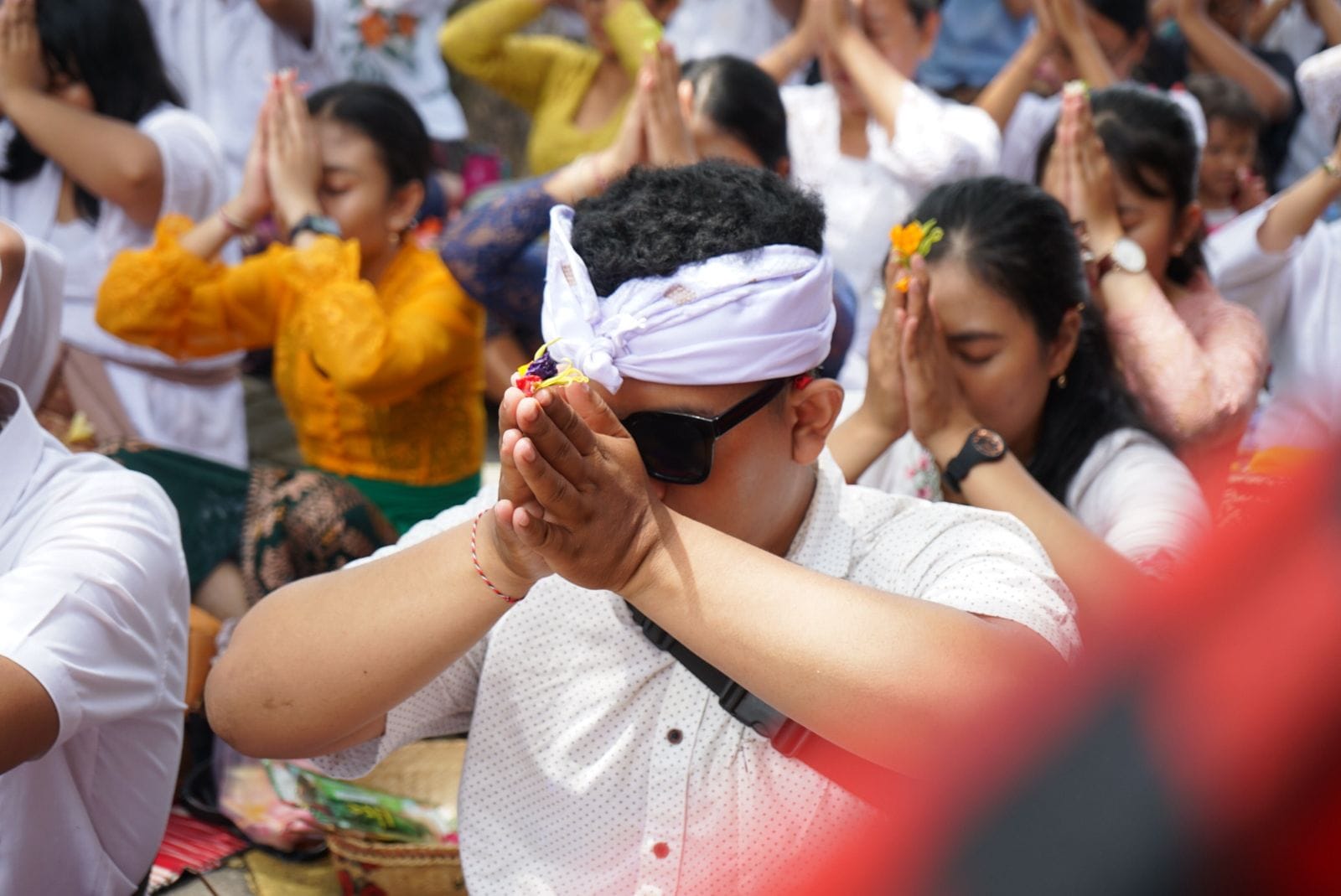 Kegiatan Melasti Umat Hindu Sidoarjo Dihadiri Wabup Hj. Mimik Idayana Dan Tekankan Toleransi Antar Umat Beragama