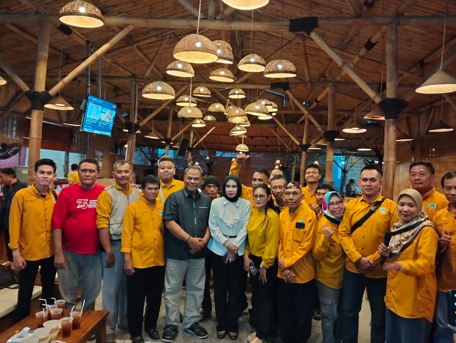 Silaturahmi Dan Buka Puasa Bersama H. Rahmat Muhajirin, S.H. Dengan Para Jurnalis Sidoarjo