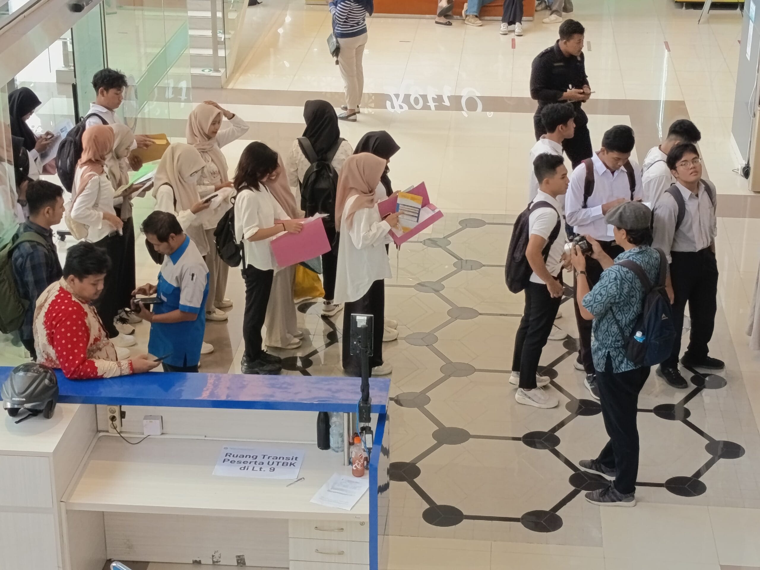 Pada Hari Pertama UNAIR Mendapat Apresiasi Peserta UTBK