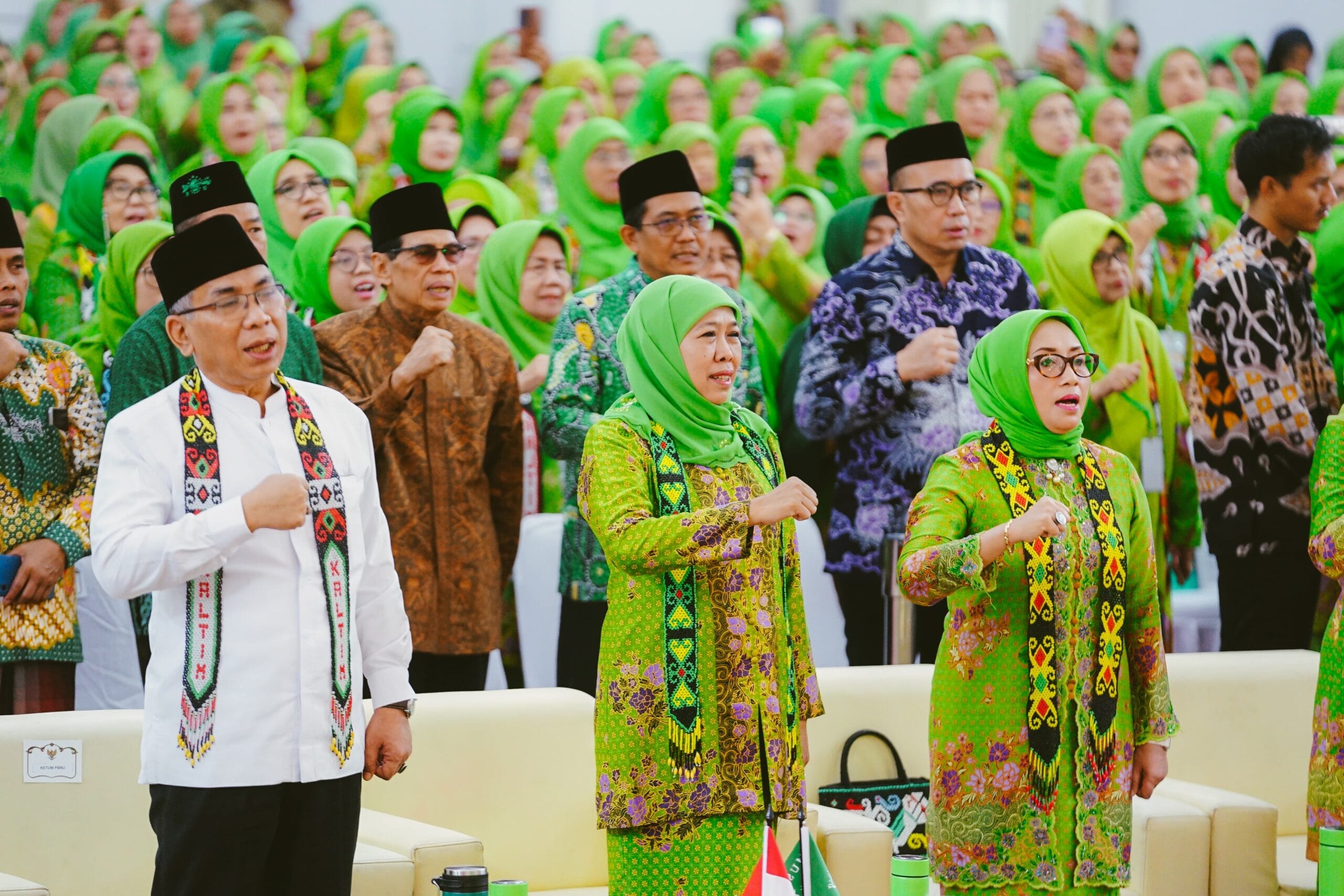 Dilantik Sebagai Ketum Dewan Pembina PP Muslimat NU 2025–2030 Khofifah Luncurkan Pelatihan Paralegal dan Lembaga Advokasi Hukum Keluarga