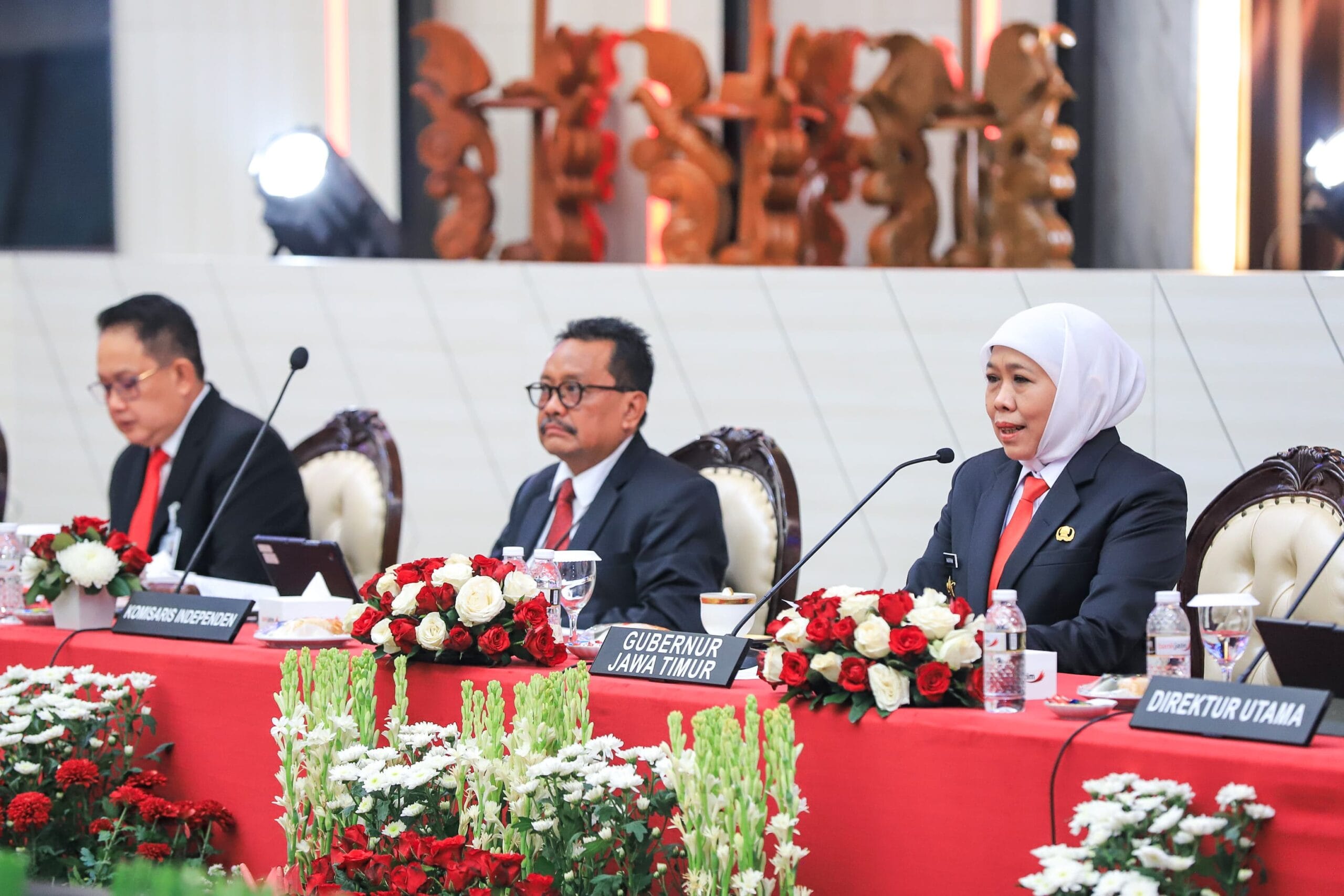 Laba Bersih Bank Jatim Tahun 2024 Capai Rp 1,281 Triliun Tertinggi Diantara BPD Se-Indonesia Dan Gubernur Dorong Menjadi BPD Nomor 1 Di Indonesia