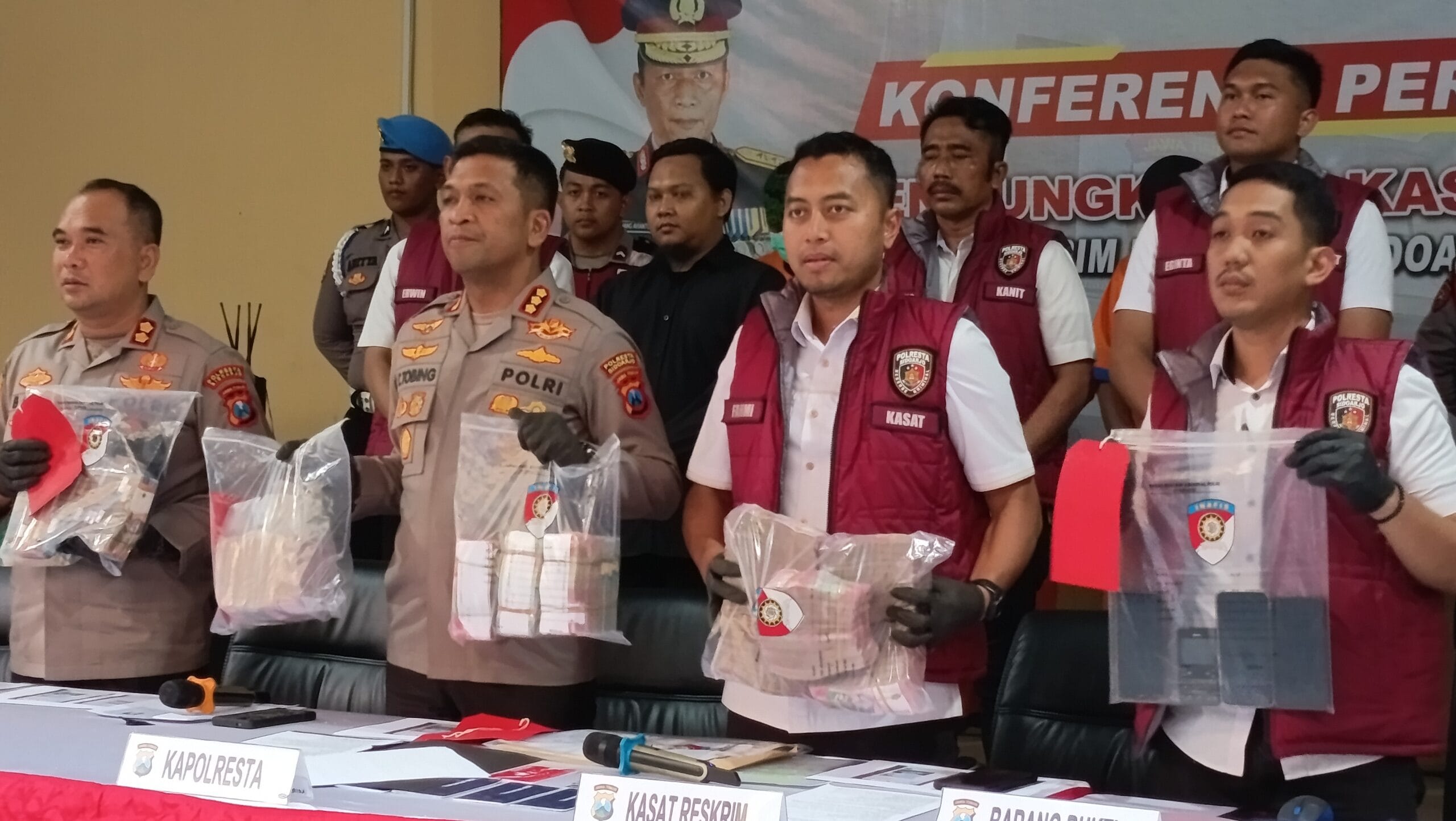 Polresta Sidoarjo Ungkap Kasus OTT Suap Rekrutmen Perangkat Desa