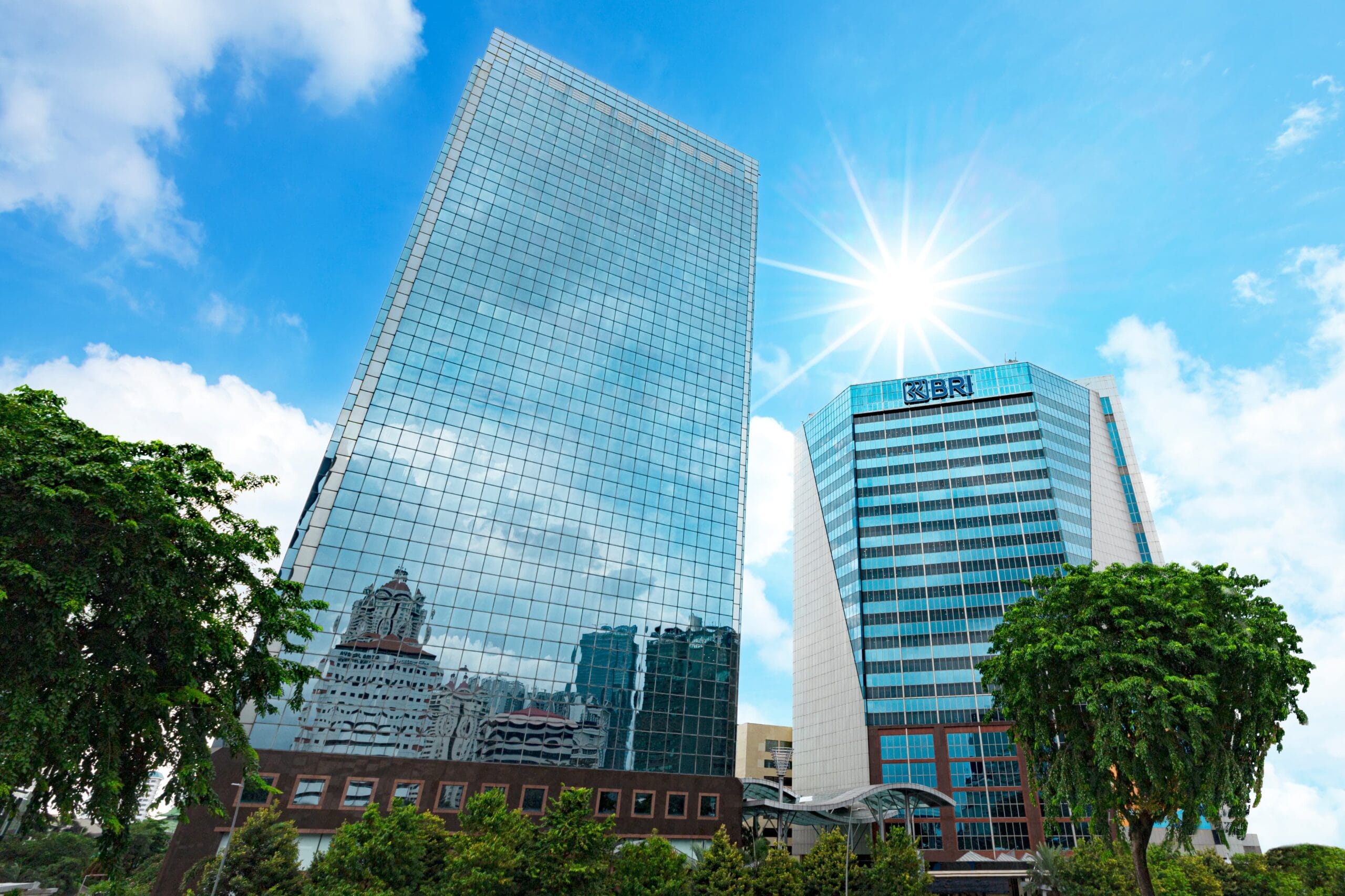 BRI Perusahaan Publik Terbesar Nomor 1 Di Indonesia Dalam Daftar Forbes Global 2000 Tahun 2025