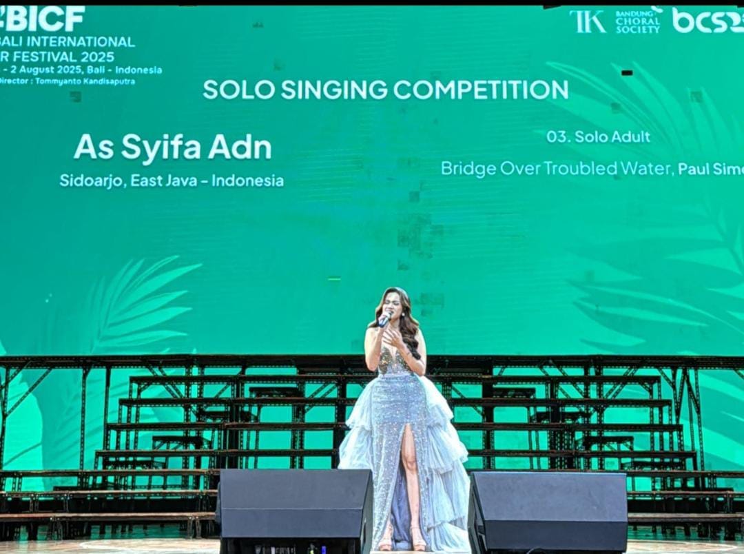 Mahasiswa UNAIR Piawai Di Bidang Tarik Suara Sabet Medali Emas Kompetisi Internasional