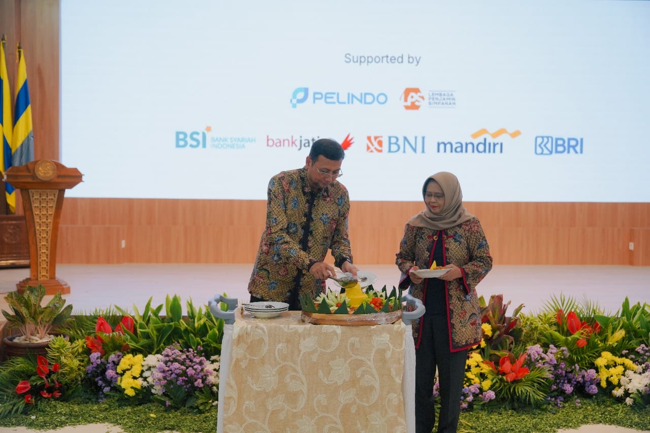 FEB UNAIR Gelar Tasyakuran Dies Natalis ke-64 Wujud Syukur, Apresiasi, Dan Semangat Berkarya