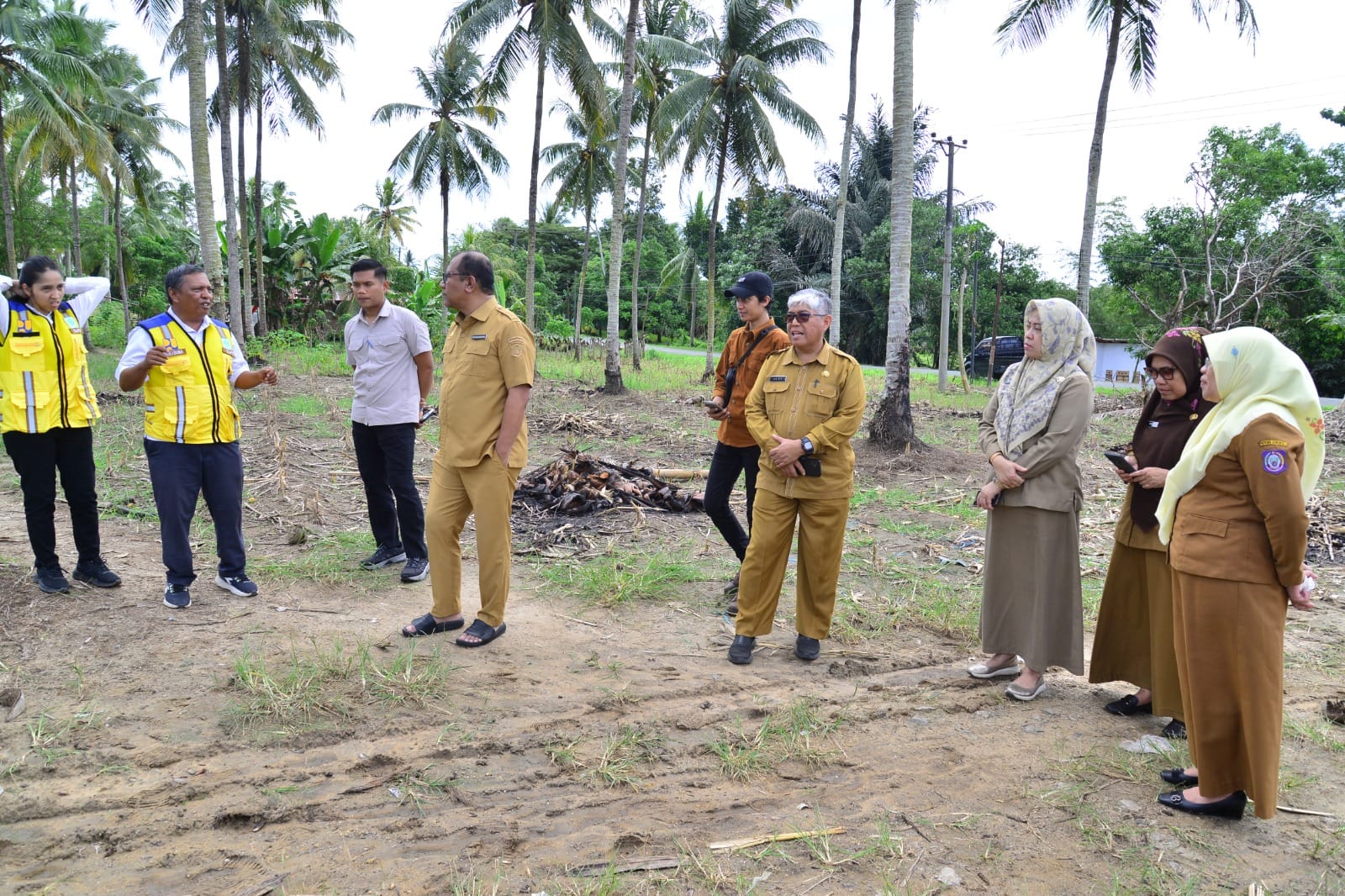 Peninjauan Calon Lokasi Lahan Pembangunan Sekolah Rakyat Dilakukan Pemprov Gorontalo Bersama Tim Dari Kementerian PU Dan BPPW