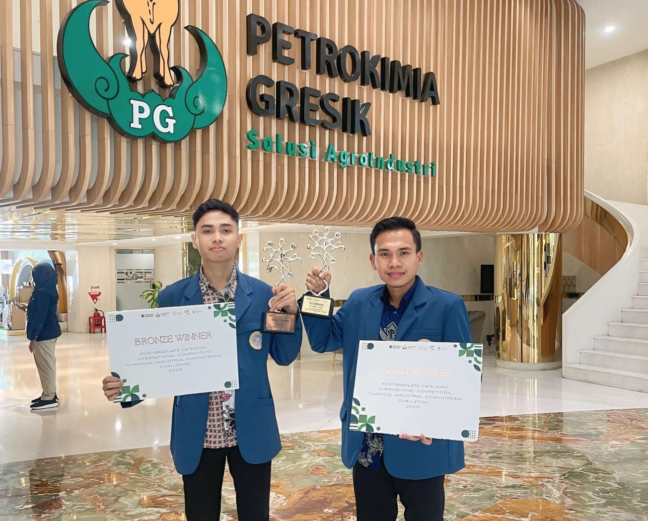 Mahasiswa FEB UNAIR Raih Dua Penghargaan Internasional Di CIDC 2025