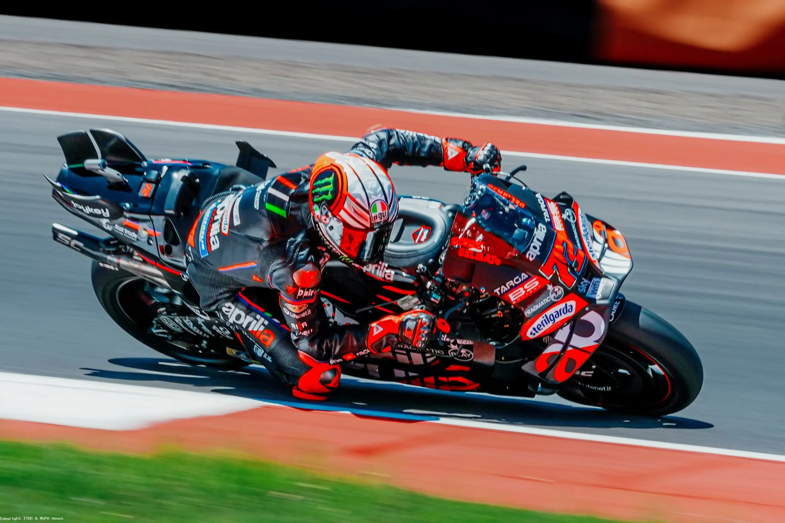 Sesi Practice MotoGP Indonesia 2025 Menghadirkan Kejutan Marco Bezzecchi (Aprilia Racing) Menguasai Posisi Pertama