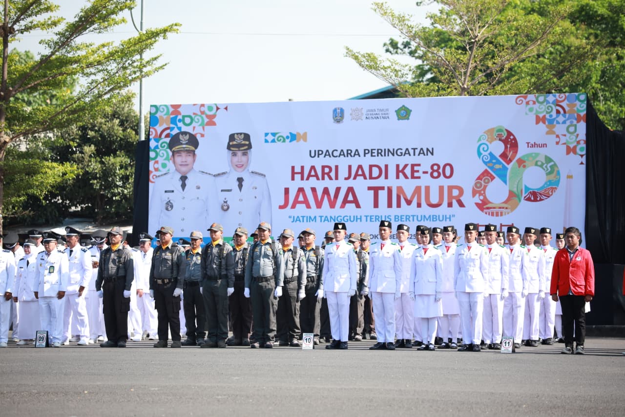 Wabup Sidoarjo Ajak Sinergi Seluruh Lapisan Untuk Jatim Saat Pimpin Upacara Hari Jadi Ke-80 Jawa Timur