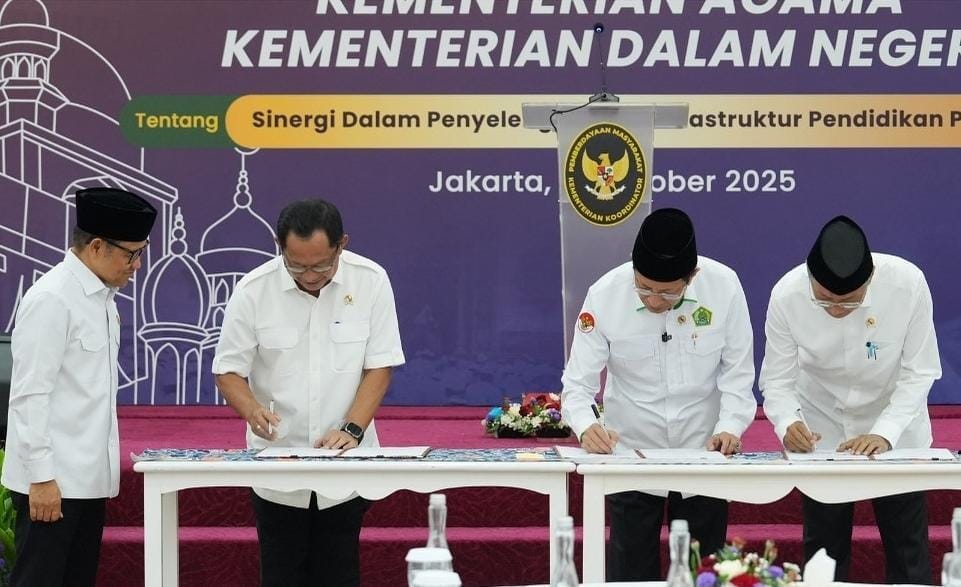 Penandatanganan Kesepakatan Bersama Tiga Kementerian Perkuat Sinergi Infrastruktur Pondok Pesantren