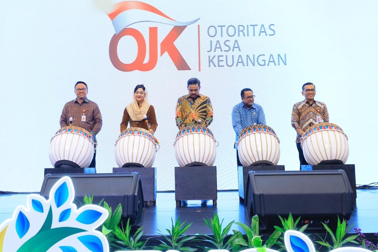 Expo Keuangan Dan Seminar Syariah (EKSiS) 2025 OJK Perkuat Ekosistem Keuangan Syariah Dorong Pemerataan Ekonomi