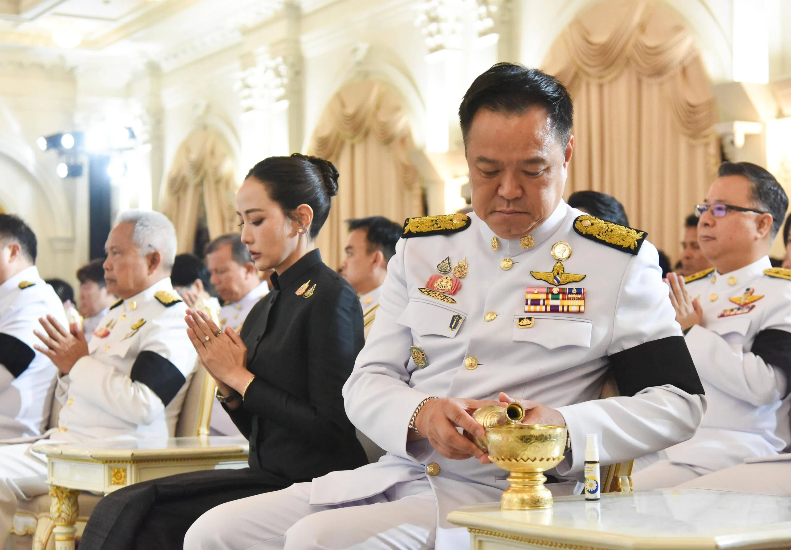 Puncak Krisis Politik Thailand Melalui Dekret Kerajaan Resmi Menyetujui Pembubaran DPR Atau Parlemen Thailand