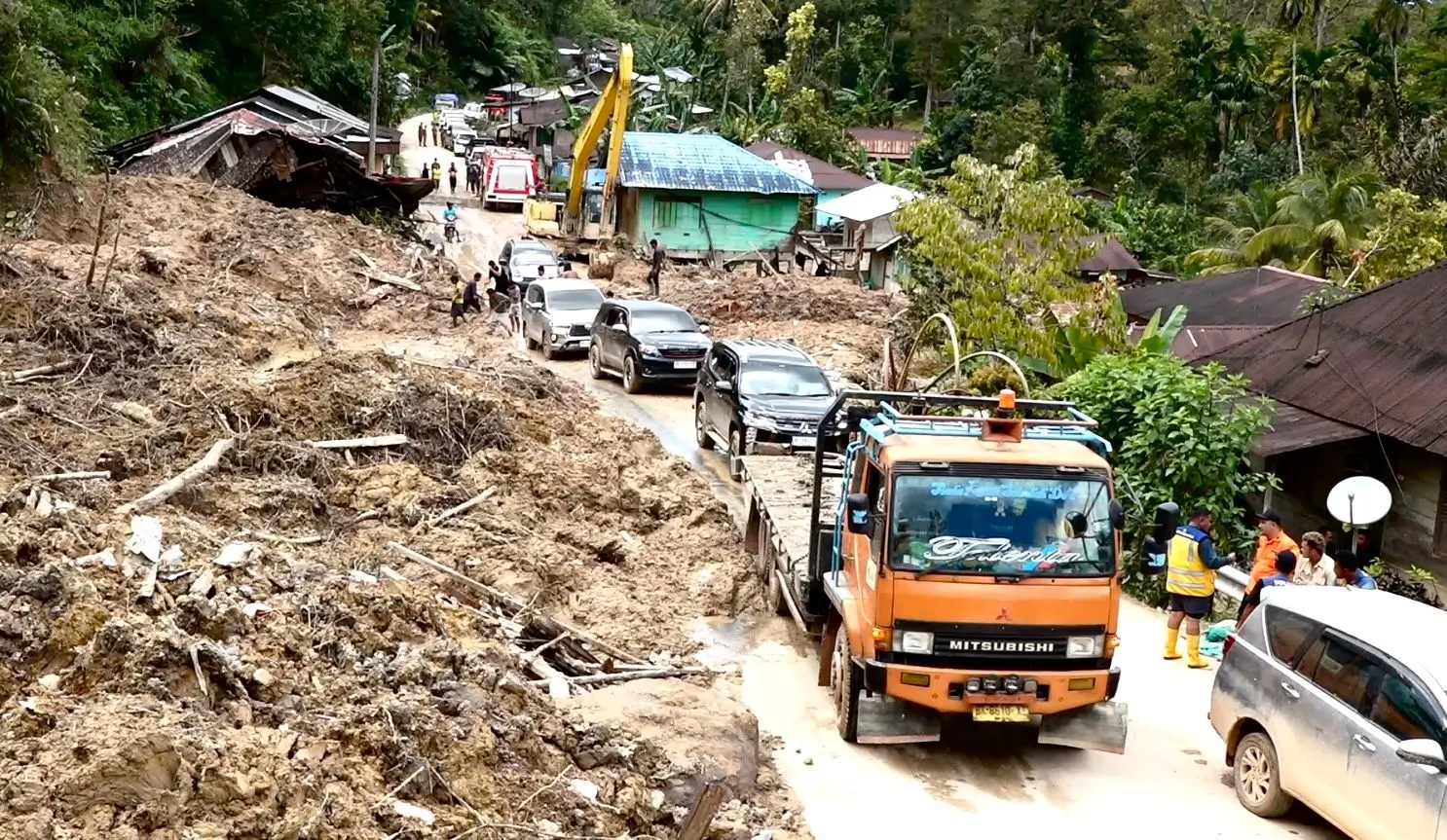 BNPB Terus Melakukan Penanganan Darurat Bencana Di Sejumlah Wilayah Sumut, Aceh, Dan Sumbar