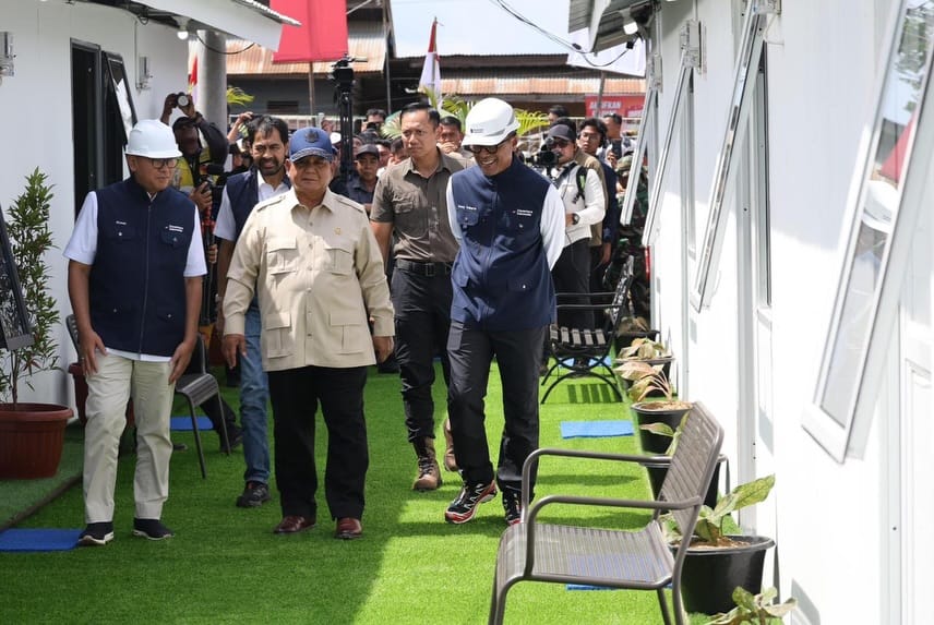 Presiden Prabowo Apresiasi Kolaborasi K/L Dan Daerah Dalam Penanganan Pascabencana Saat Tinjau Rumah Hunian Danantara
