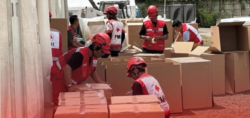 PMI Menyiapkan Bantuan 120 Ribu Potong Pakaian Khusus Ibu-Ibu Selama Masa Pemulihan Pascabencana