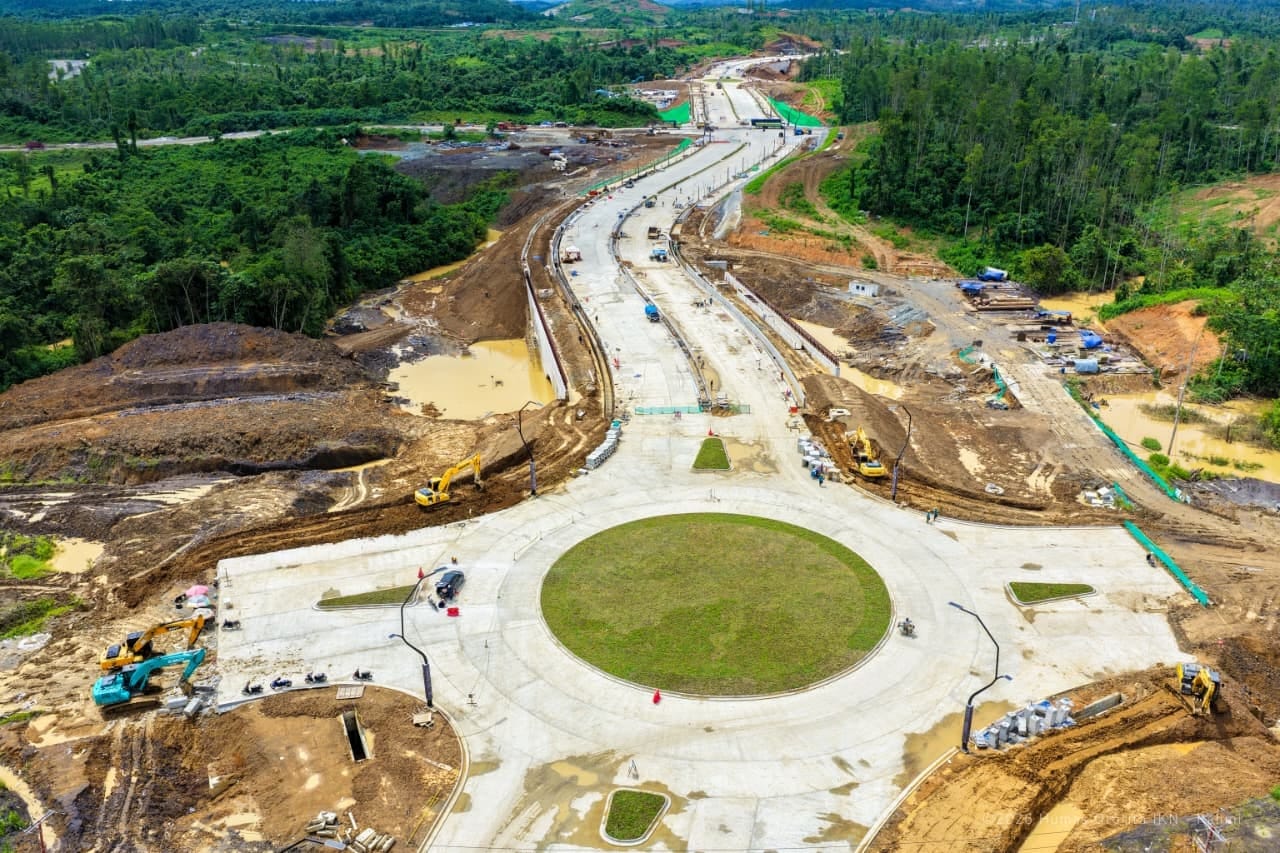 Perkuat Konektivitas Antar Kawasan Strategis Pembangunan Jalan 1B – 1C Di KIPP IKN Hampir Rampung