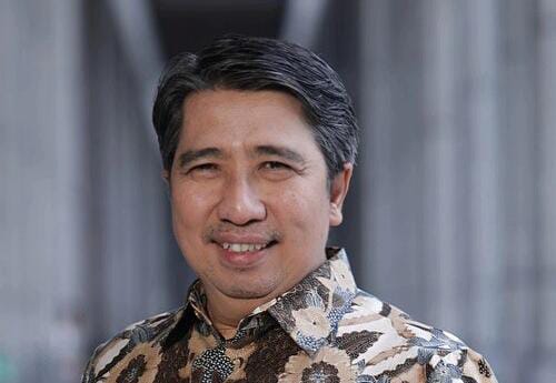 Alumni FEB UNAIR Solikin M. Juhro Yang Merupakan Asisten Gubernur BI Ungkap Kunci Meniti Karier Dan Berdampak Nyata