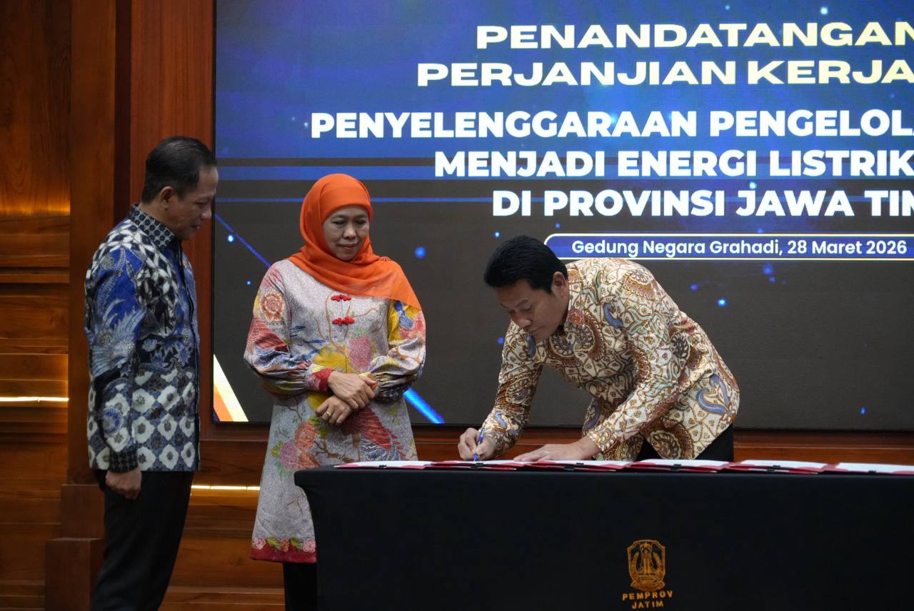 Perkuat Komitmen Energi Terbarukan Di Jawa Timur, Pemkab Sidoarjo Teken PKS Pengolahan Sampah Jadi Listrik