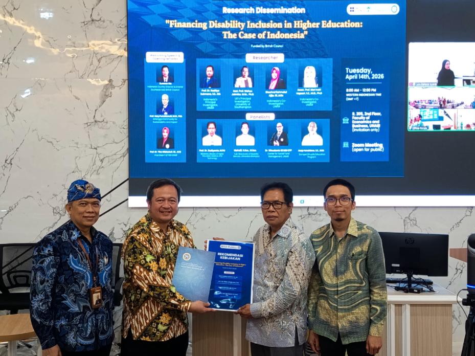 Peneliti FEB UNAIR Serahkan Rekomendasi Kebijakan Inklusi Disabilitas Ke Kemdiktisaintek: Dorong Perubahan Sistemik Terapkan Skema Blended Financing