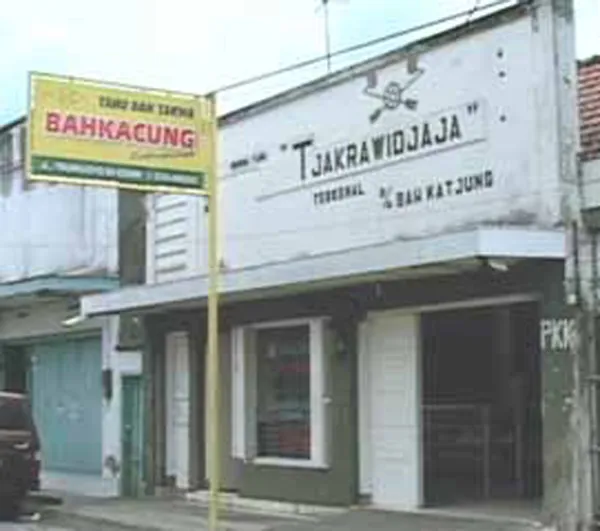 Sepotong Tahu Di Balik Besarnya Kota Kediri