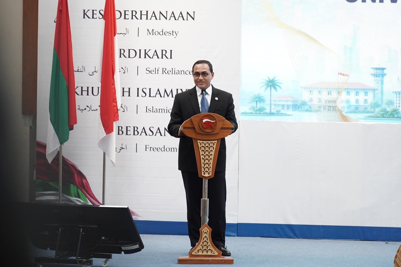 Perkuat Literasi Pasar Modal Syariah Digelar OJK Di Universitas Darussalam Gontor
