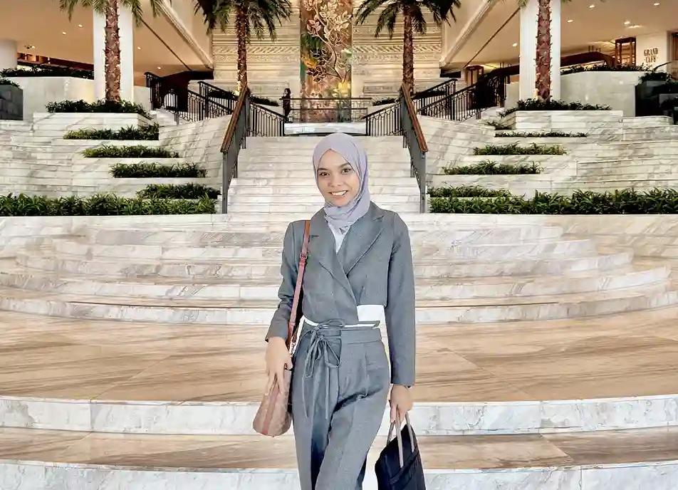 Alumni D3 Perpajakan UNAIR, Salsabila Silsilia Sukses Bangun Karier Sebagai Konsultan Pajak Muda