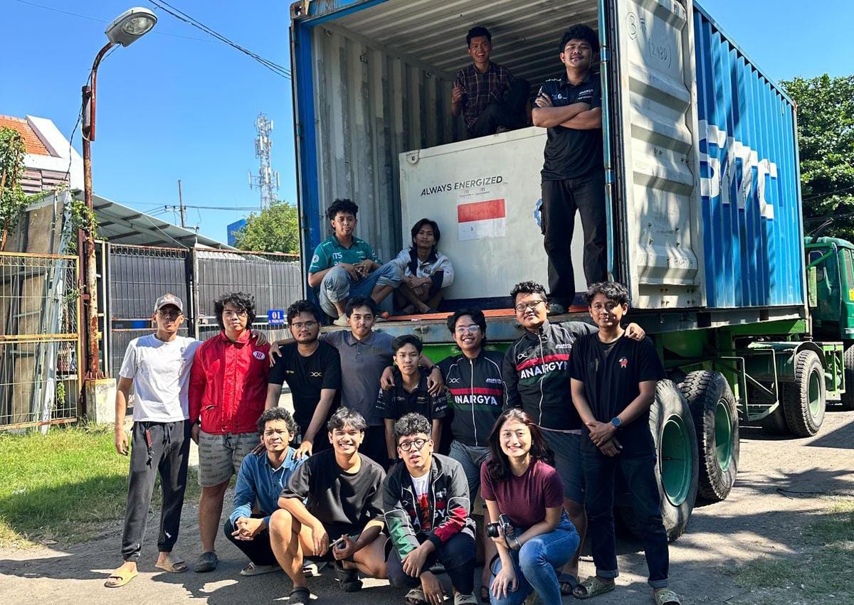Anargya ITS Berangkatkan Formula EV Mark 6.0 Menuju Jepang, Siap Berlaga Di FSAE 2026