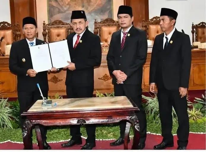 Rapat Paripurna DPRD Kab. Tulungagung Sahkan Pertanggungjawaban APBD 2025, Bahas KUA-PPAS 2027 Dan Lantik Anggota PAW