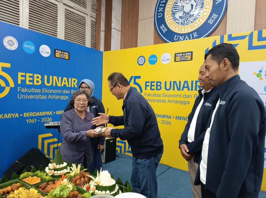 Tasyakuran Dies Natalis Ke-65 FEB UNAIR Satukan Pimpinan, Alumni, Dan Lintas Generasi