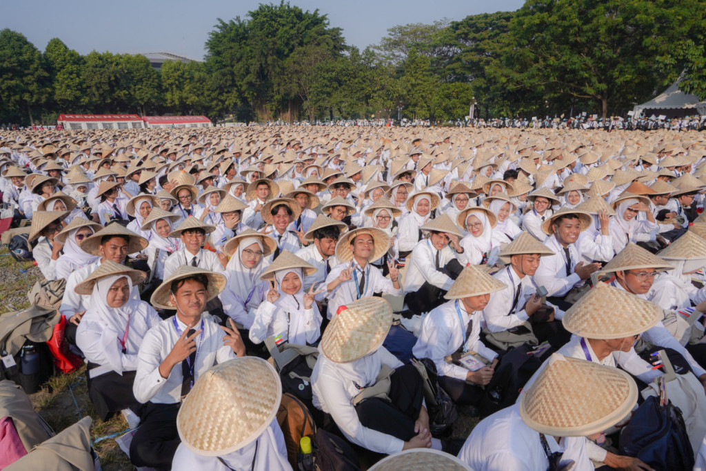 UGM Resmi Buka PIONIR 2026, Terima 11.099 Mahasiswa Baru Dengan Tema “Berdikari Membangun Bangsa”