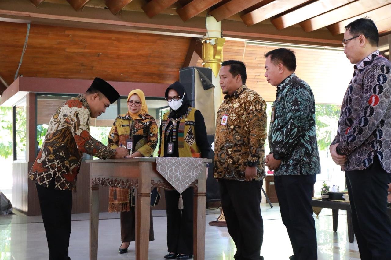 Perumda Delta Tirta Sidoarjo Teken Kontrak Kinerja 2026-2031, Fokus Turunkan Kehilangan Air Dan Perluas Cakupan Layanan