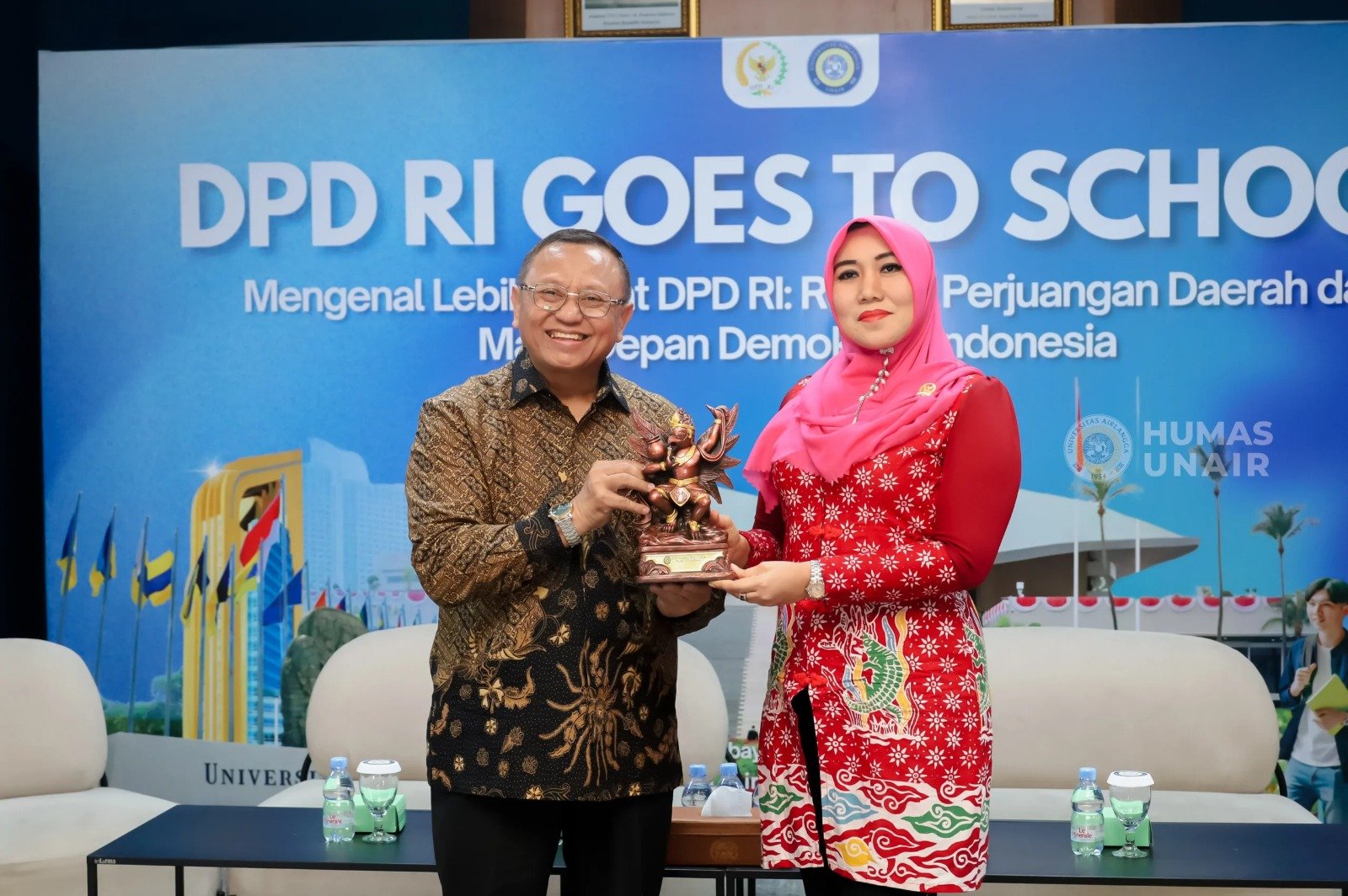UNAIR Bersama DPD RI Gelar Seminar Dorong Mahasiswa Melek Politik Dan Berpikir Kritis Serta Berani Terjun Ke Politik